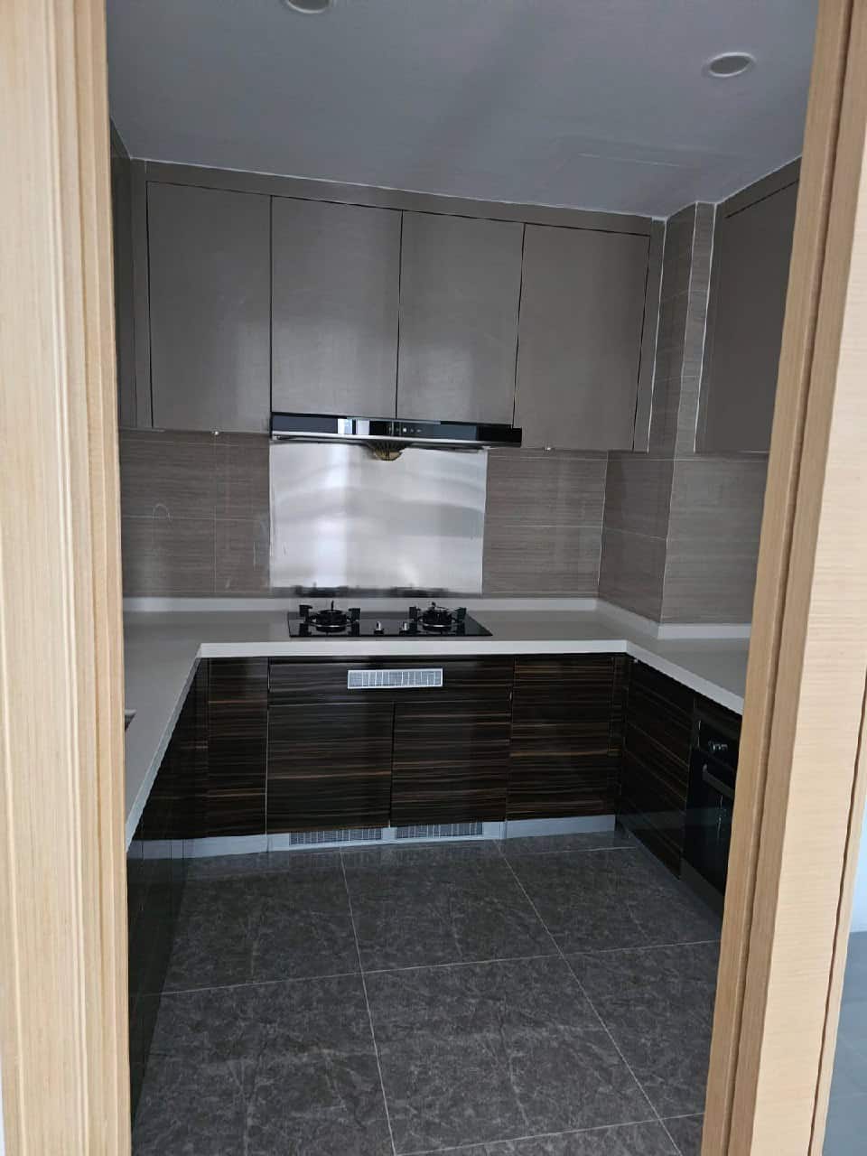 Condo R&F Princess Cove 6