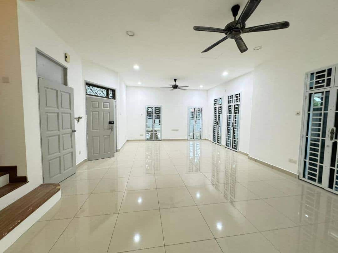 2.5-Storey Semi-D Taman Desa Tebrau 2
