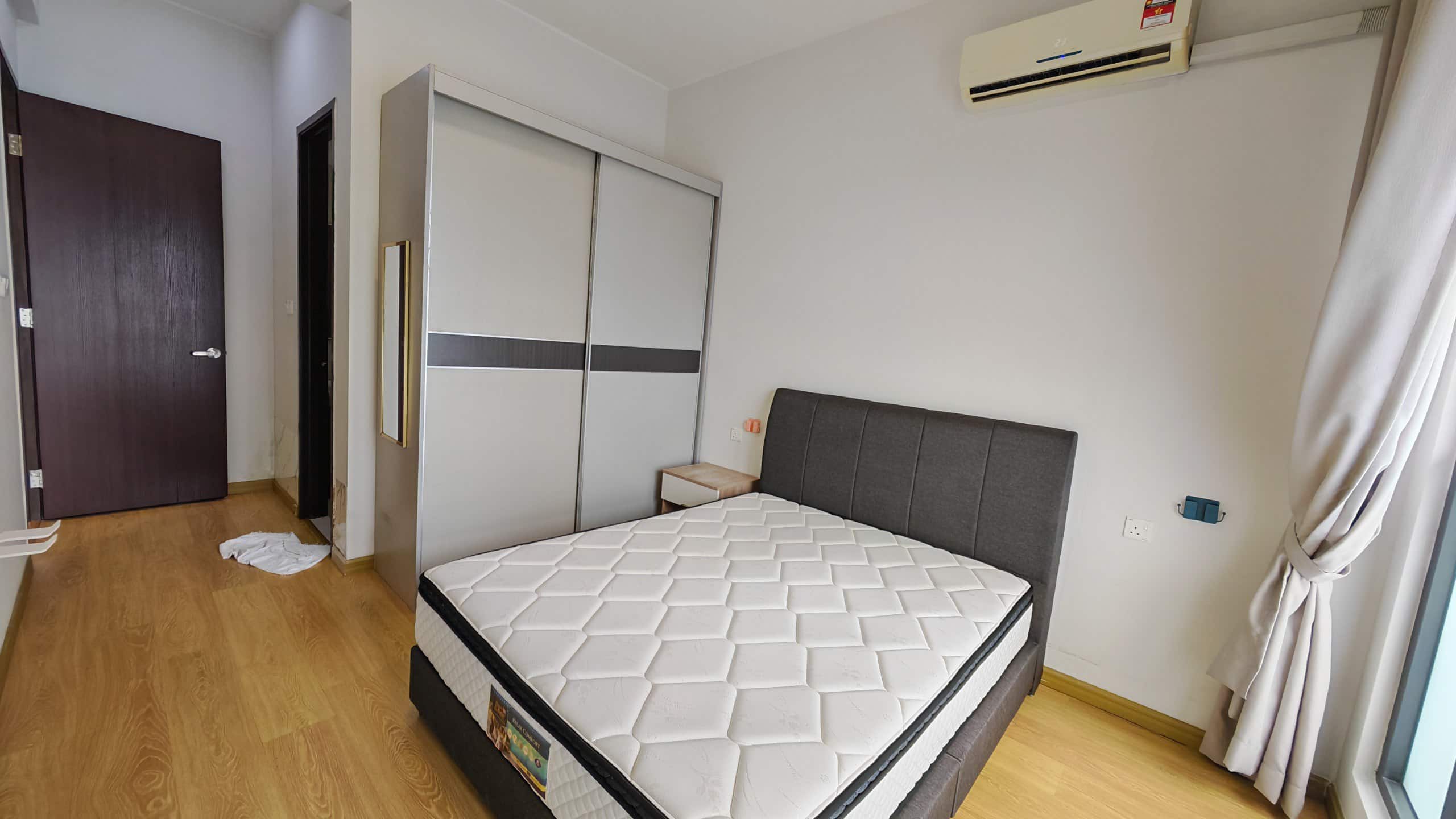 Condominium Country Garden Danga Bay 6