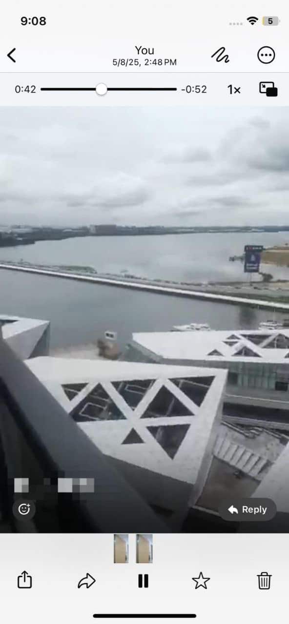 For Rent WTL 

R&f 
3 bedrooms 1 bathroom 
from 4 … 10