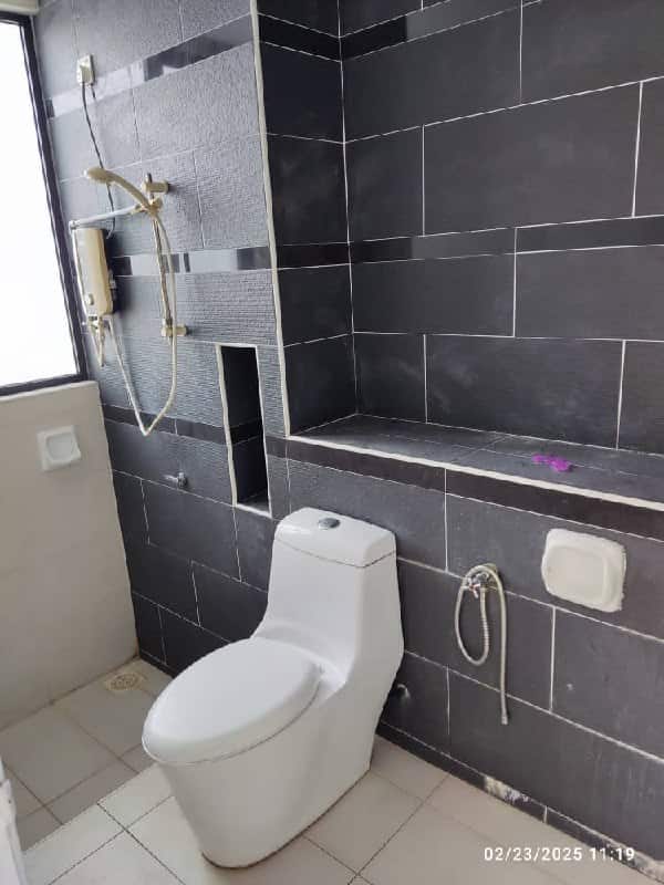 Apartment Bukit Indah 9