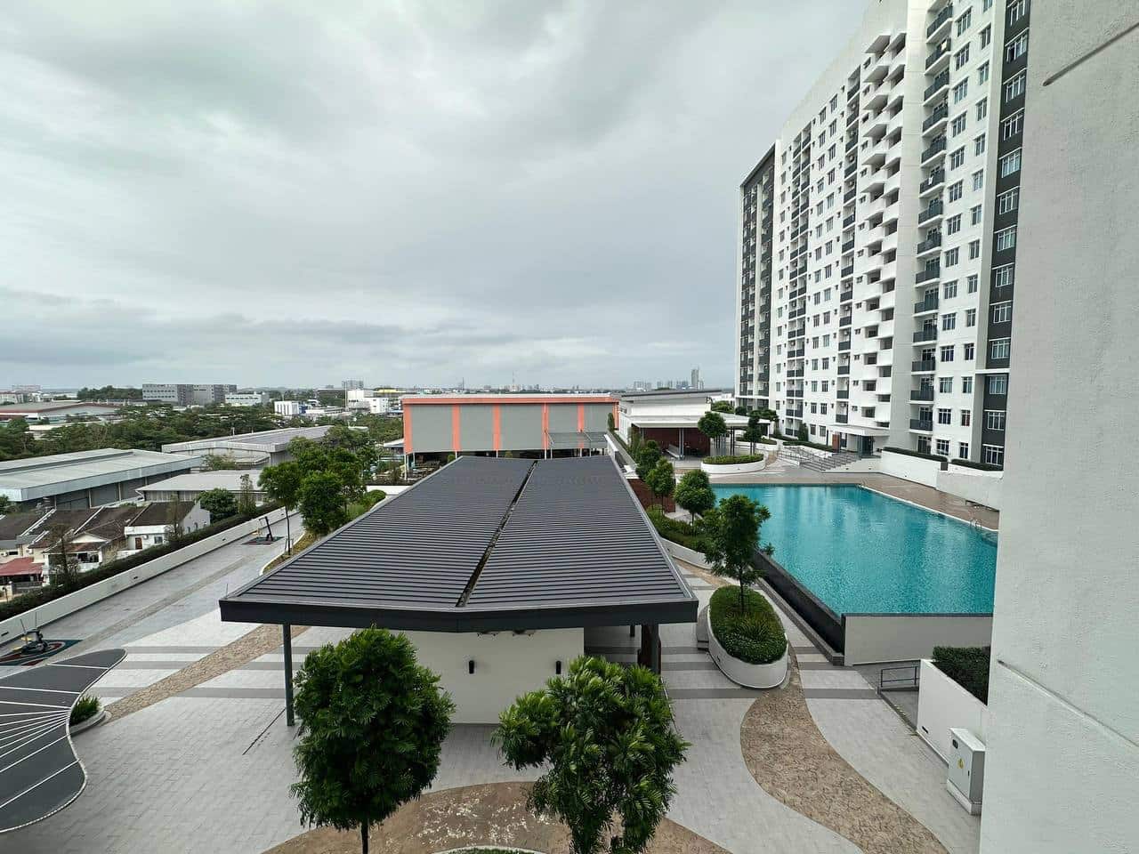 Condominium Tampoi 7