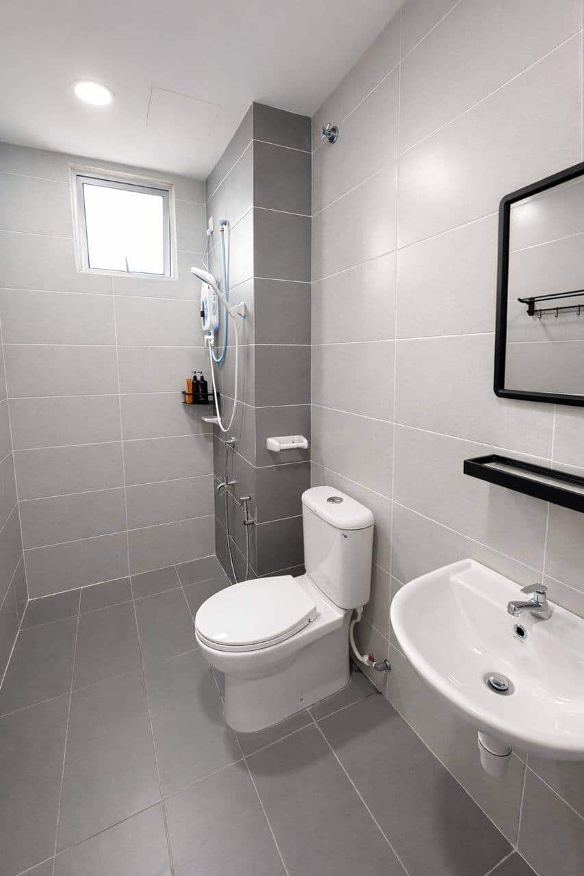 Condominium Tampoi 9