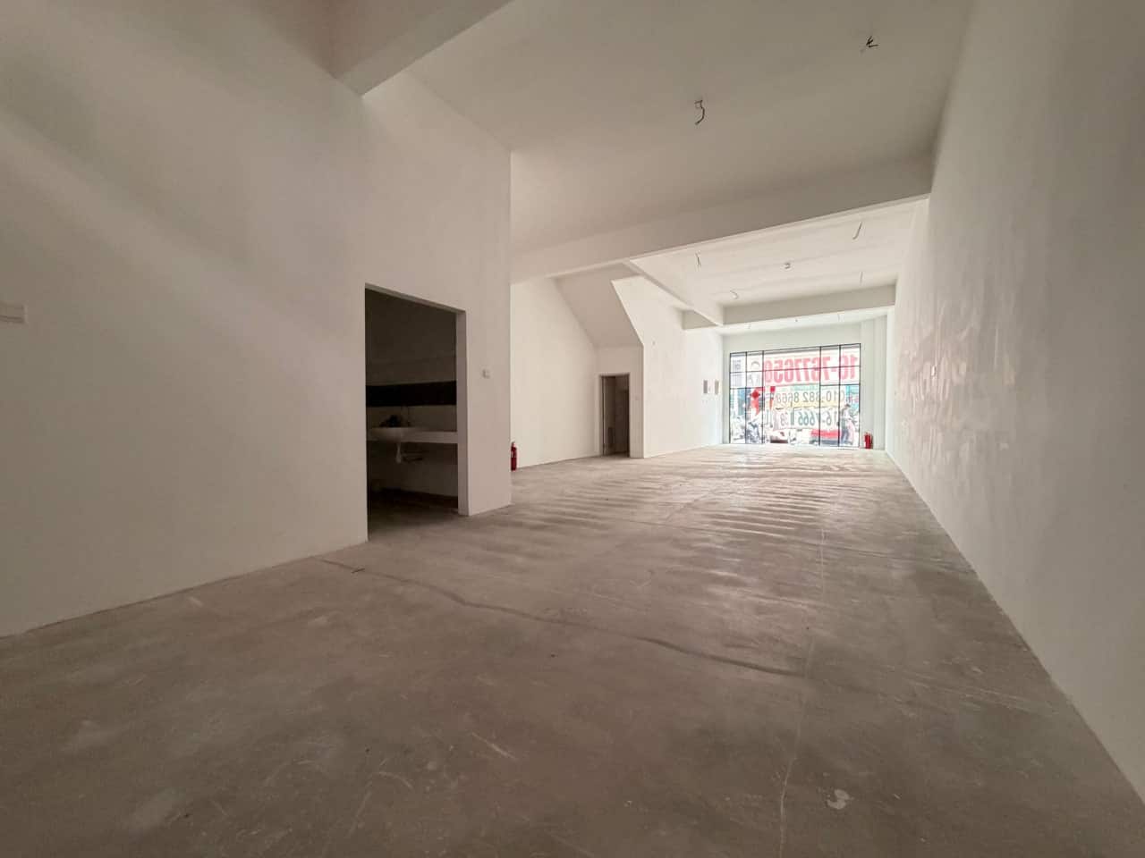 Intermediate Lot Bandar Dato Onn