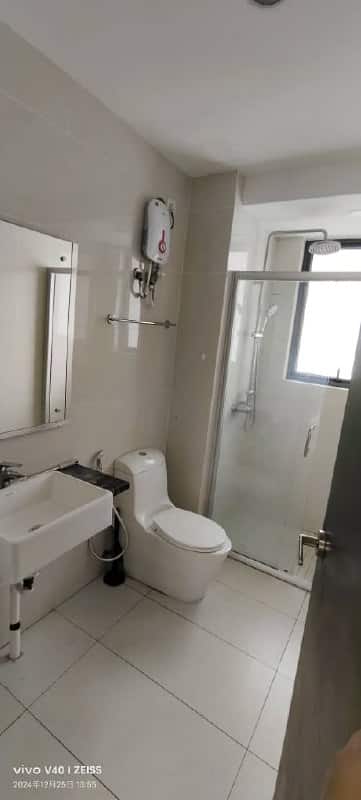 Condo Baypoint Country Garden Danga Bay 10
