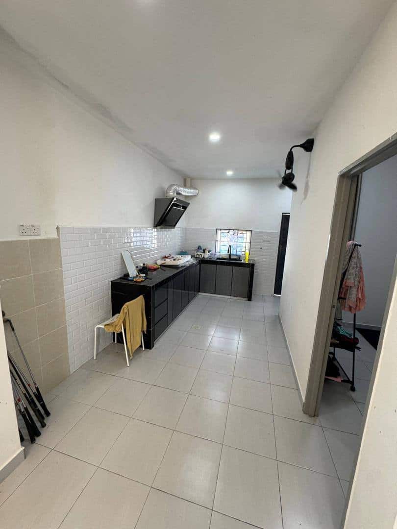 Double storey terrace house Pulai Mutiara 6