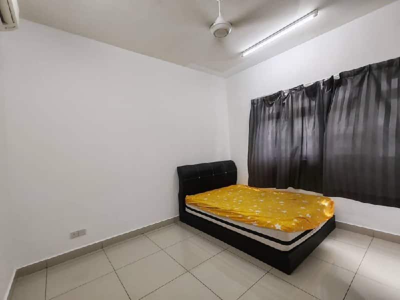 Condominium Meridin Medini 11