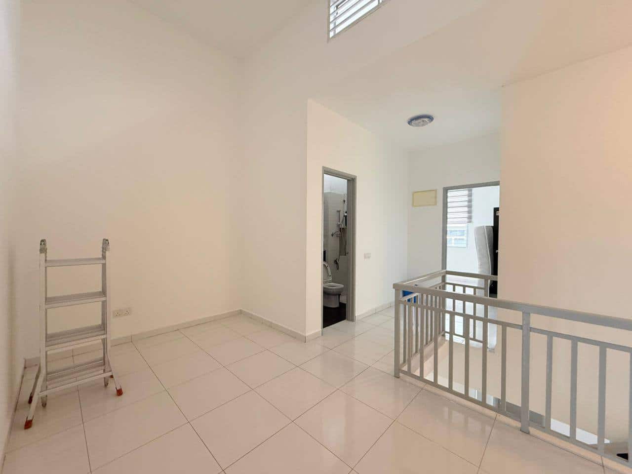 Double Storey Terrace Zon 7 Bukit Indah 3
