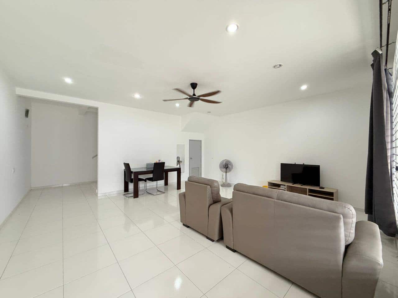 Double Storey Terrace Zon 7 Bukit Indah 2