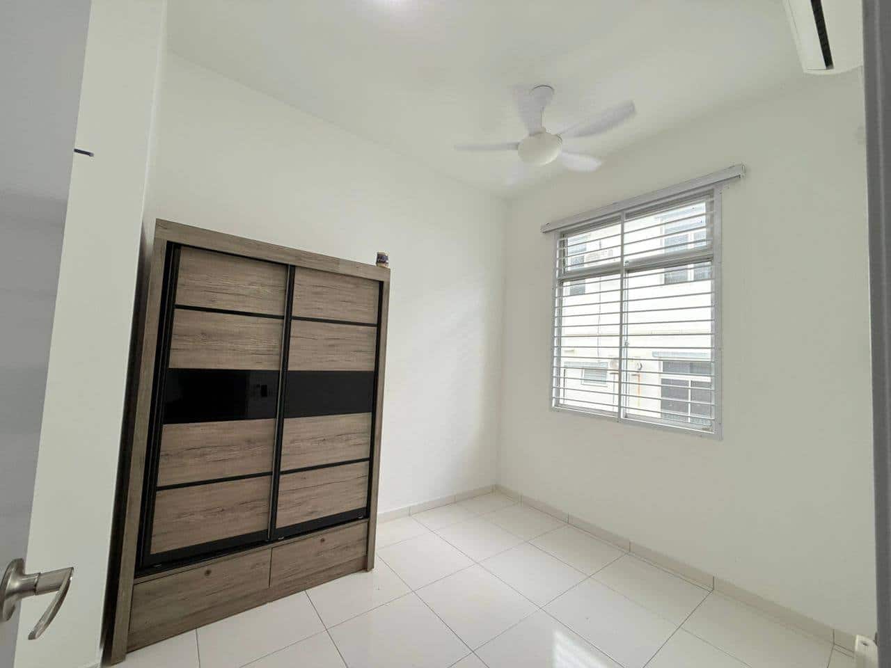 Double Storey Terrace Zon 7 Bukit Indah 6