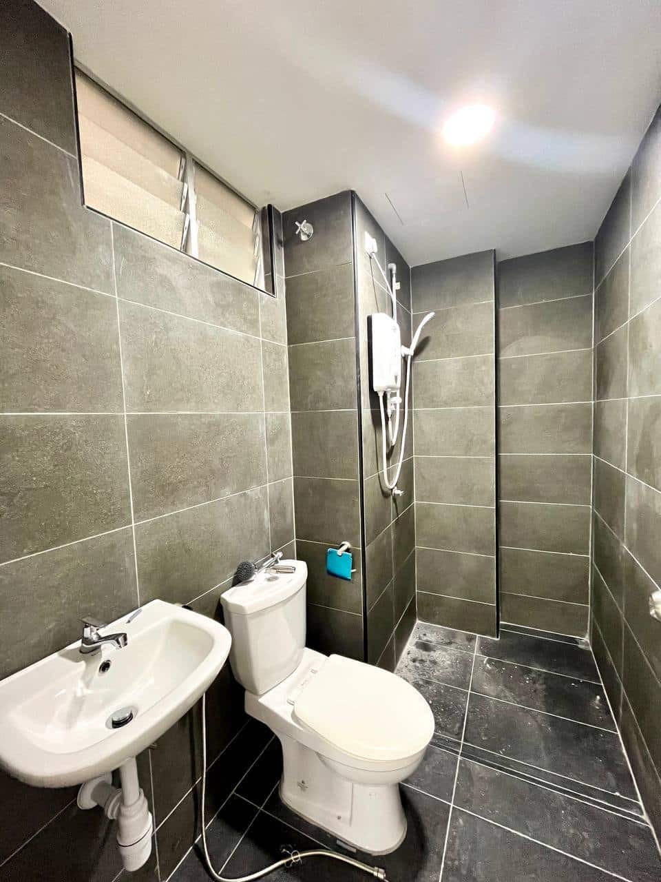 Service Apartment Bandar Seri Alam 9