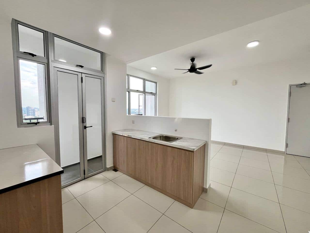 Service Apartment Bandar Seri Alam 2