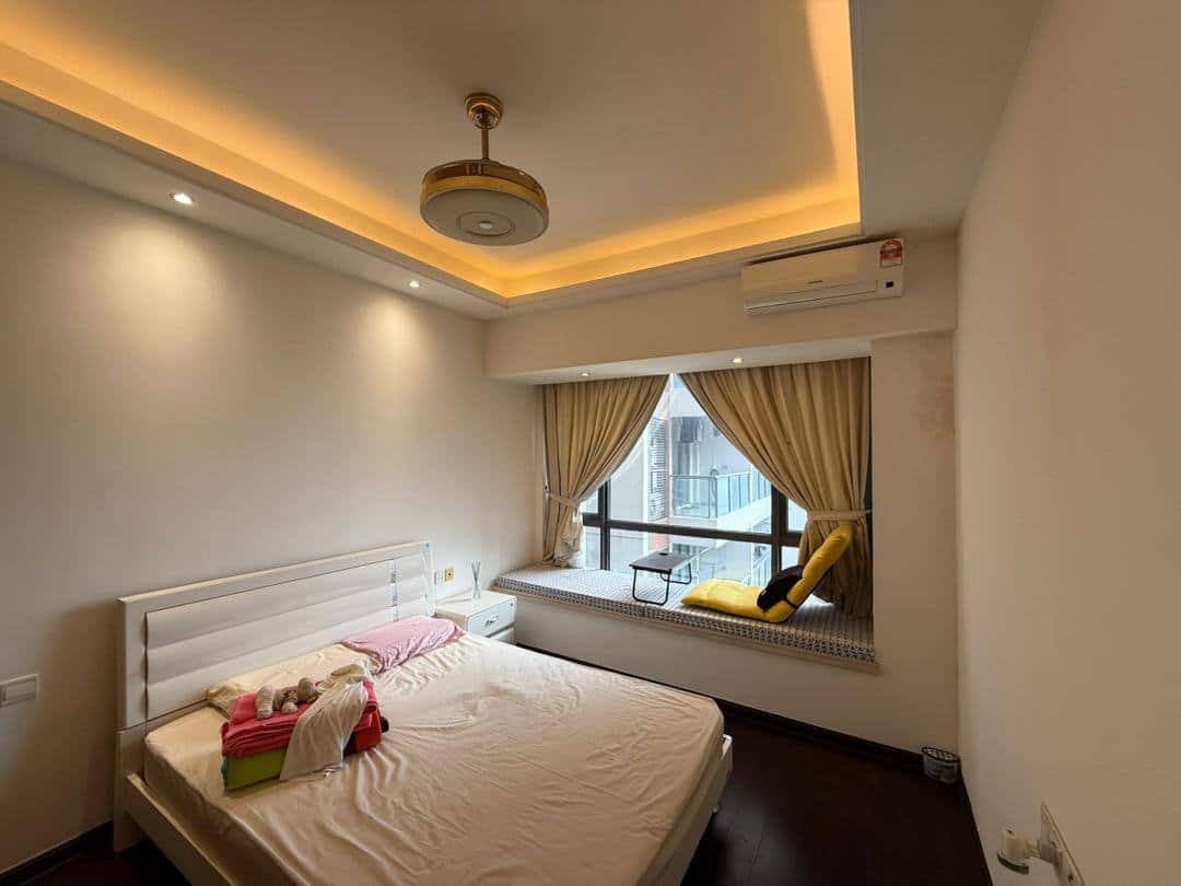 Condo R&F Princess Cove 4