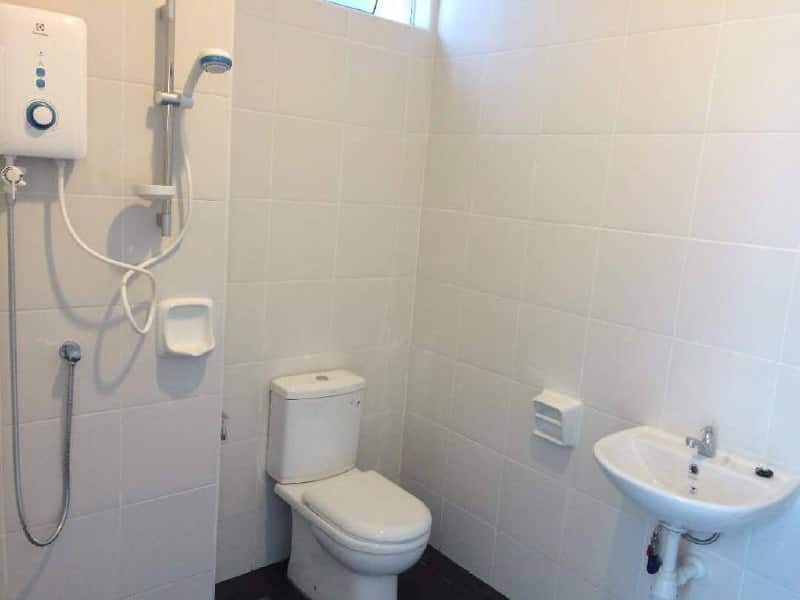Service Apartment Senai Garden 7