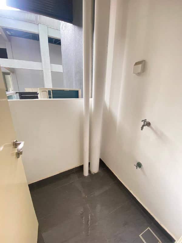 Condo D'Pristine Medini 6