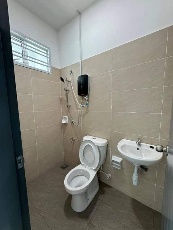 Double Storey Terrace Bandar Dato Onn 10