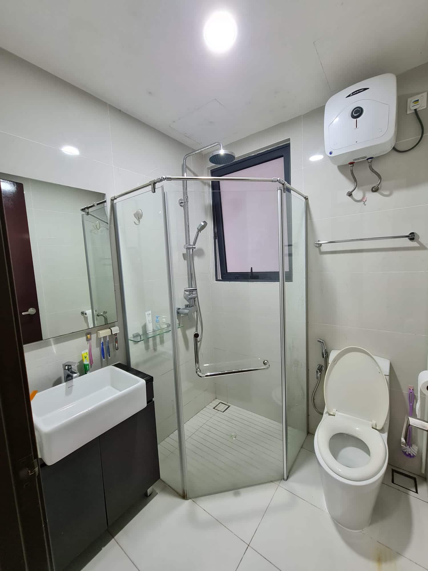 Condominium Country Garden Danga Bay Amberside 9