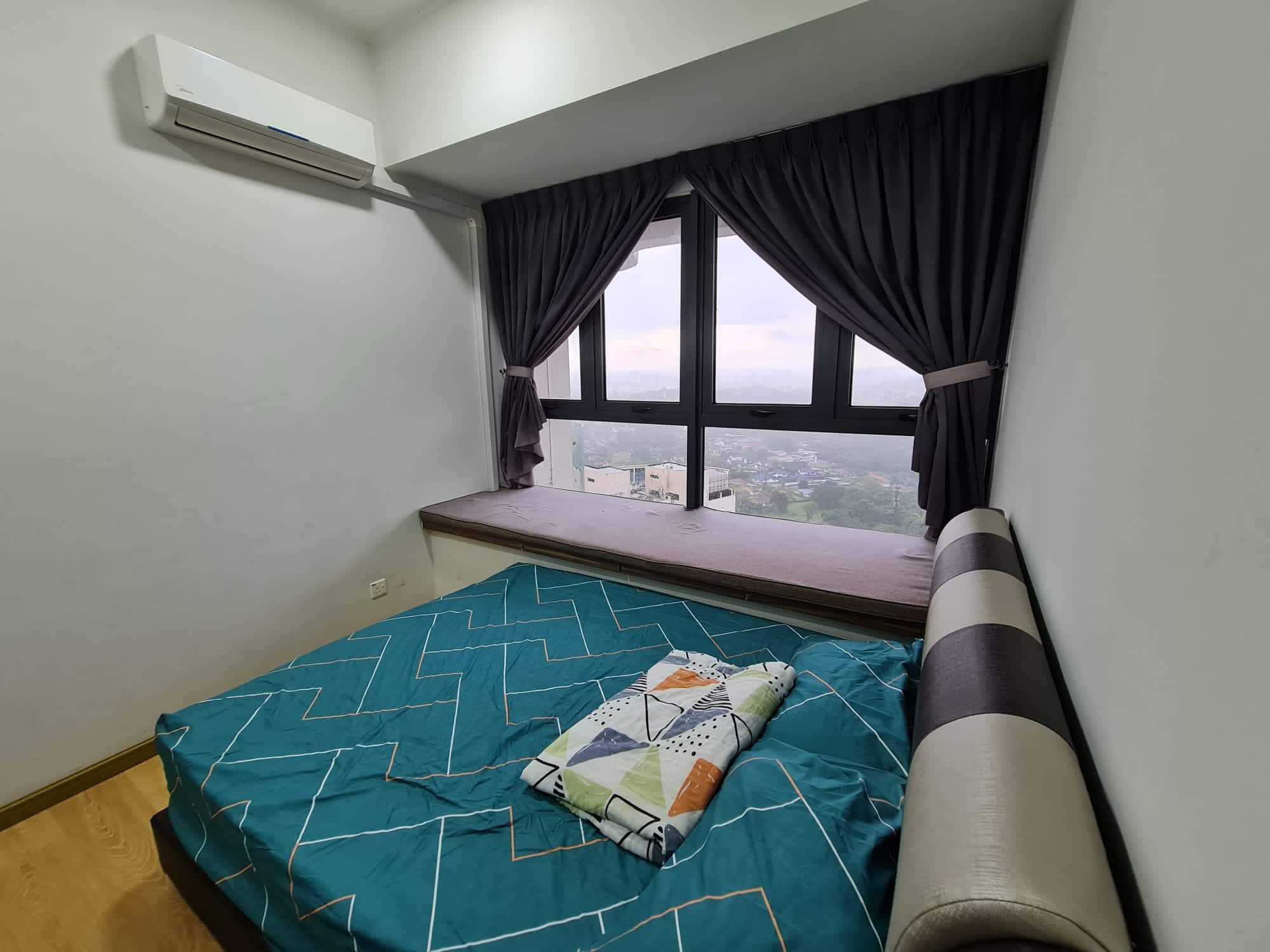Condominium Country Garden Danga Bay Amberside 5