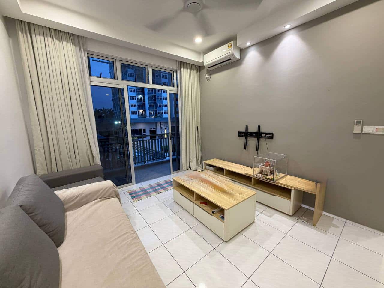 Apartment Camellia Residence Seri Austin 2