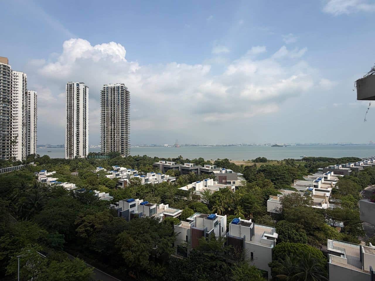 Condominium Forest City 11