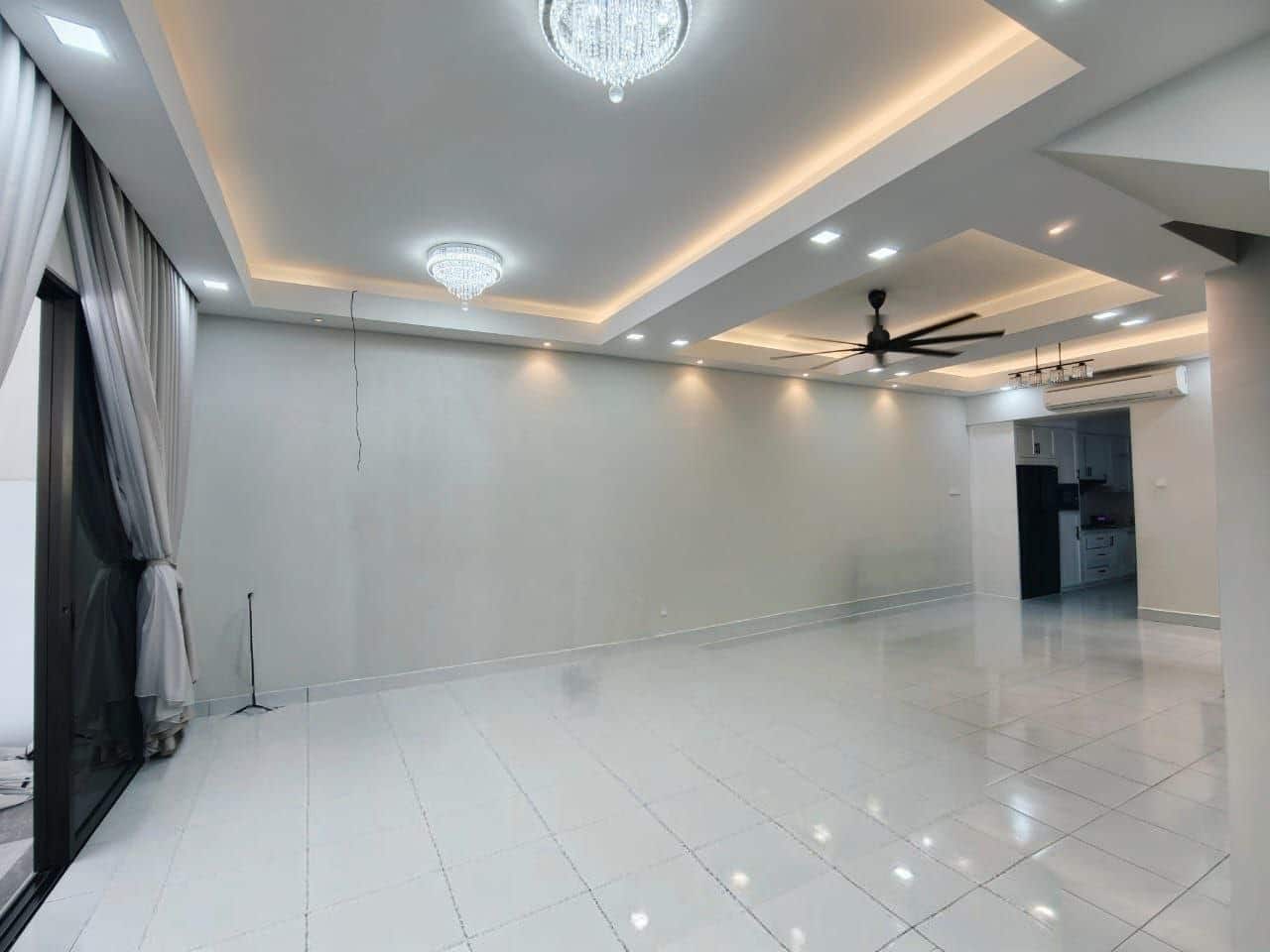 Double Storey Terrace House Taman Austin Duta 4 2