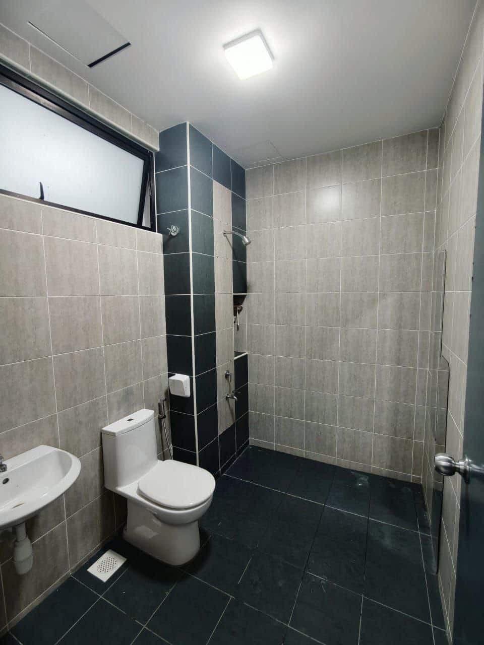 Double Storey Terrace House Taman Austin Duta 4 9