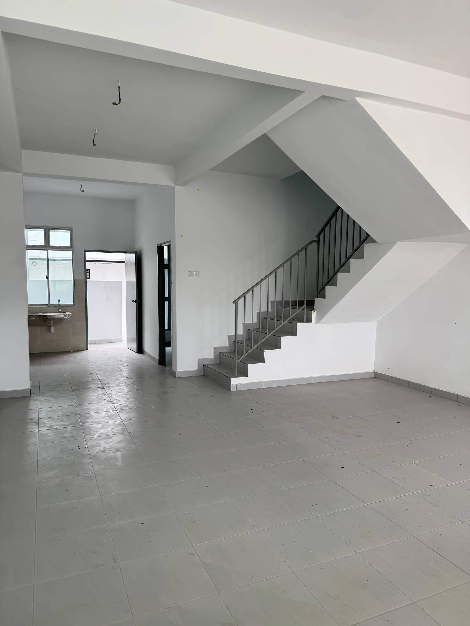 Double storey terrace house Pulai Mutiara 1