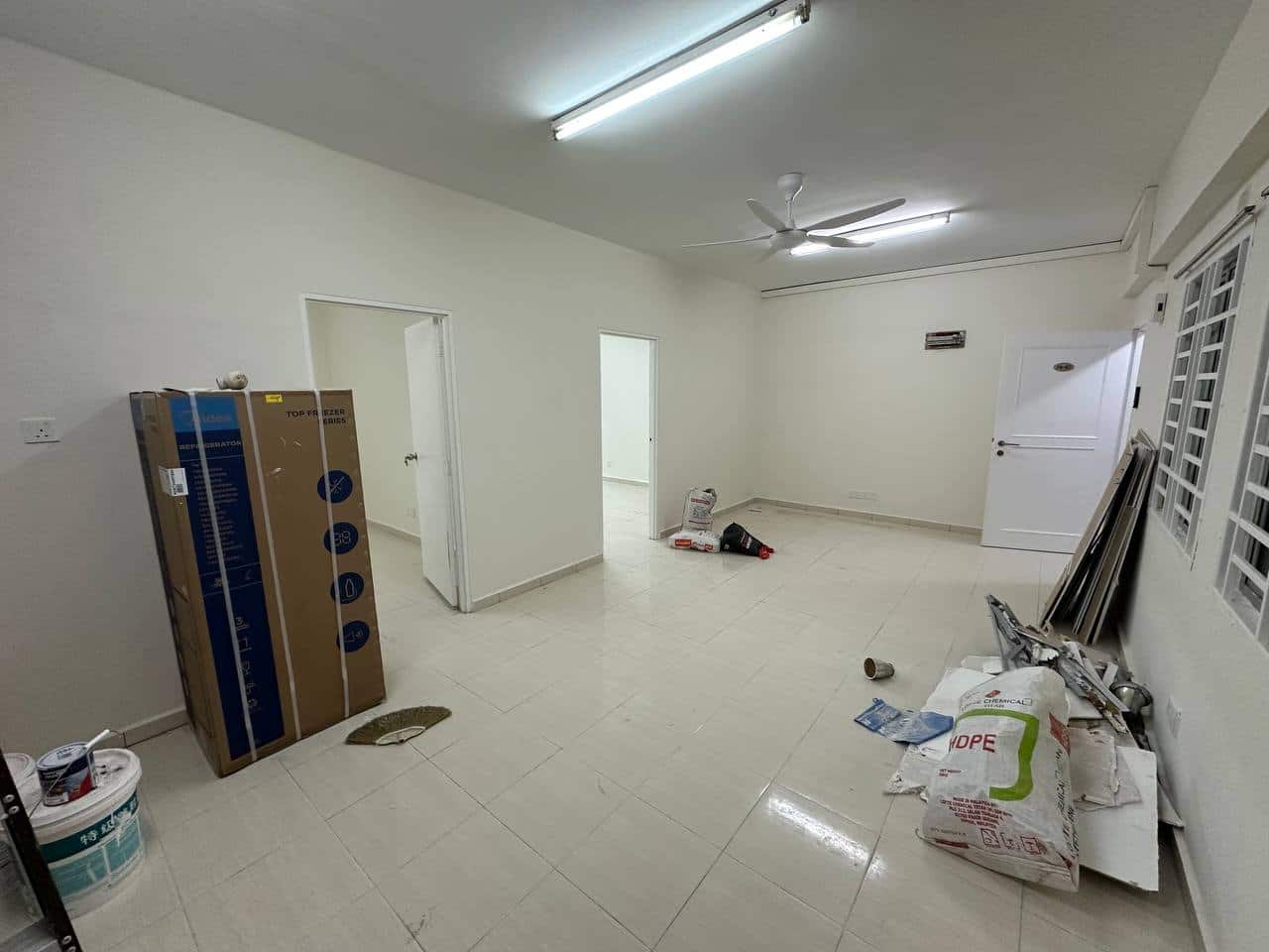 Apartment Embassy Suites (Duta Impian) 2