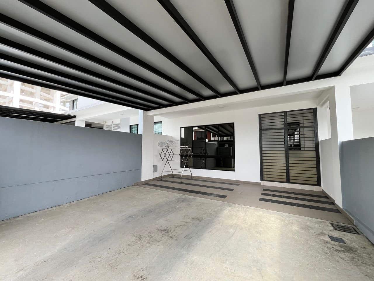 Double Storey Terrace Austin Duta 1