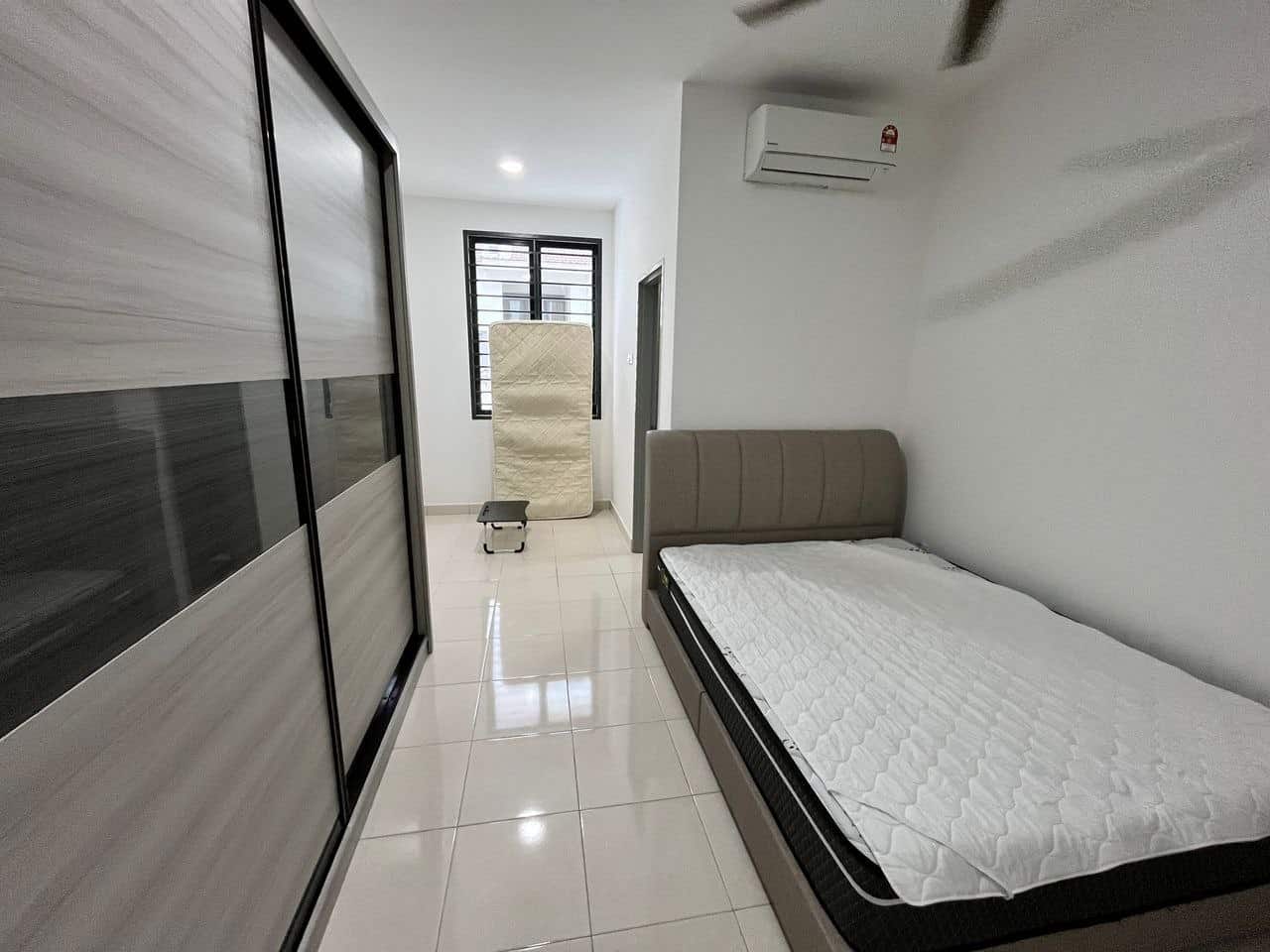 Double Storey Terrace Austin Duta 7