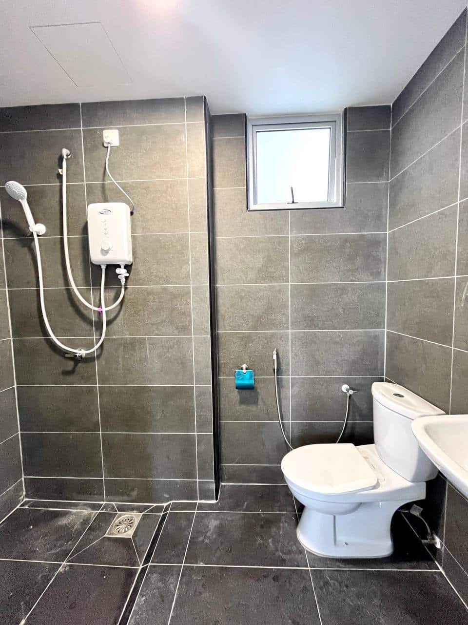 Dual Key Service Apartment Block B Bandar Seri Alam 8