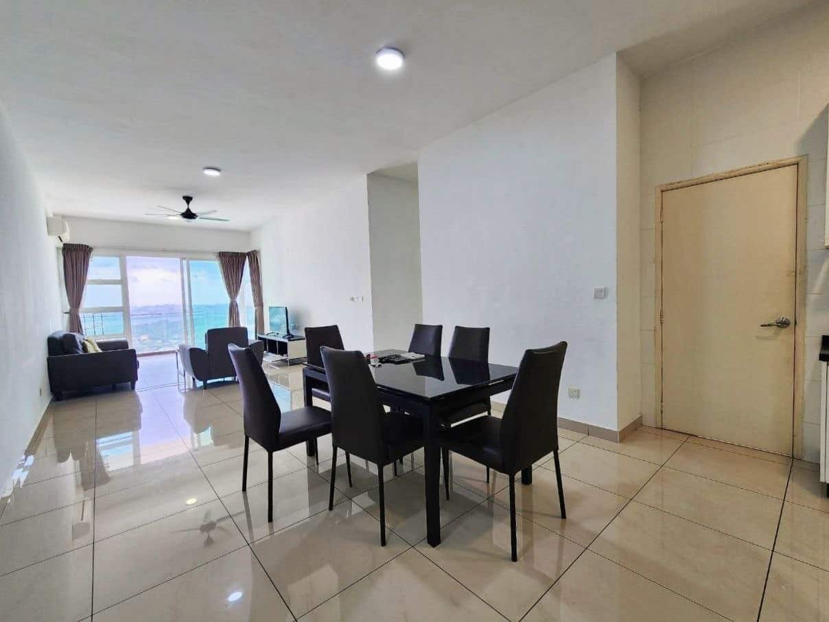 Condominium Pinnacle Tower 5