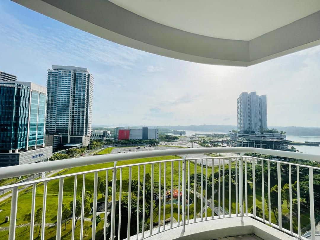 Condo Puteri Harbour 3