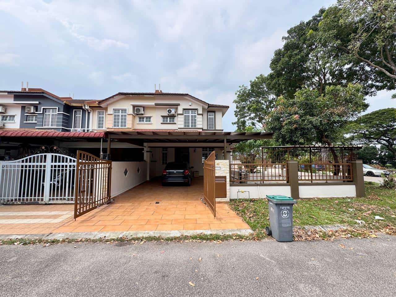 Double Storey Terrace Jalan Indah 1x 4