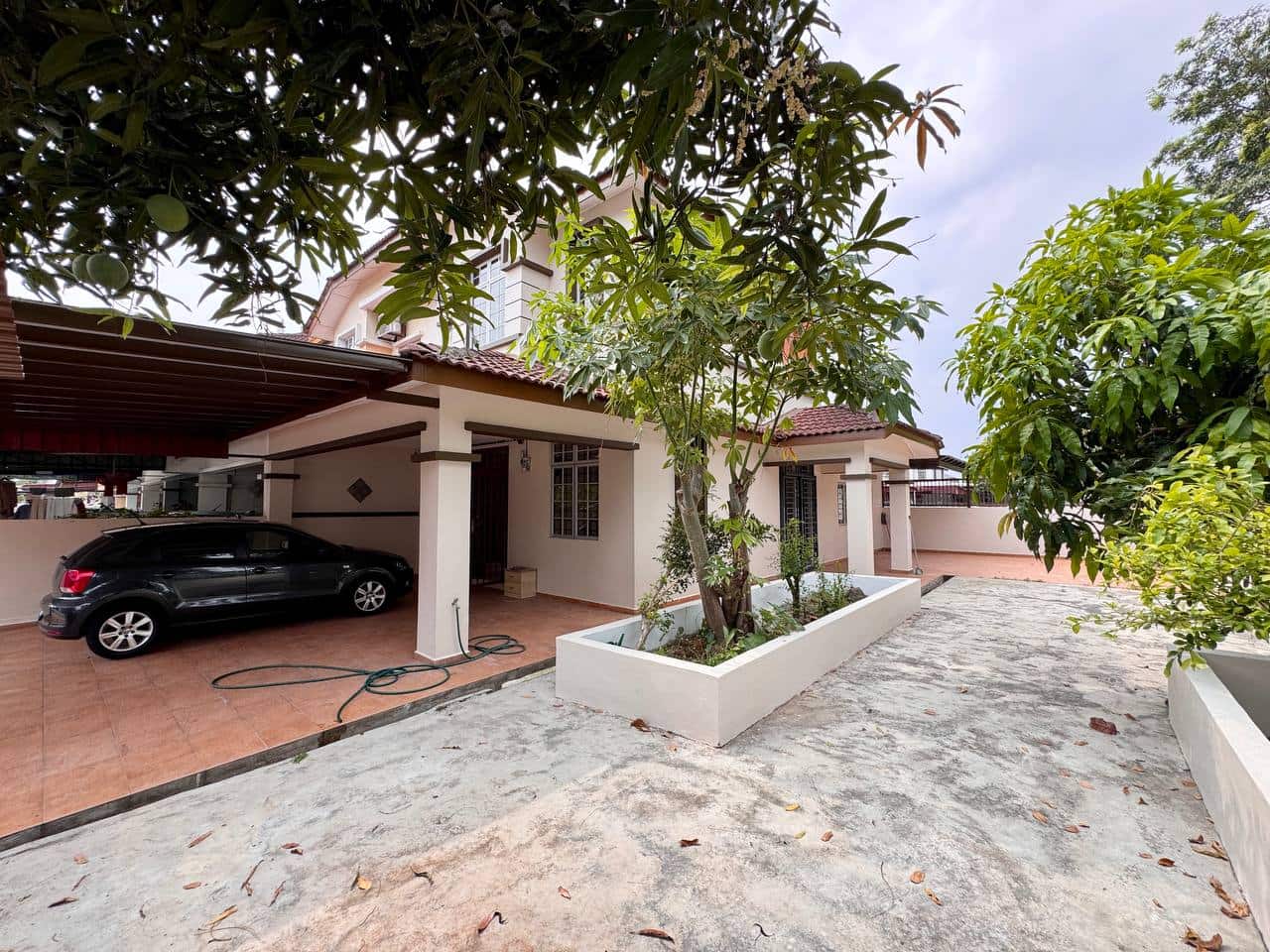 Double Storey Terrace Jalan Indah 1x 1