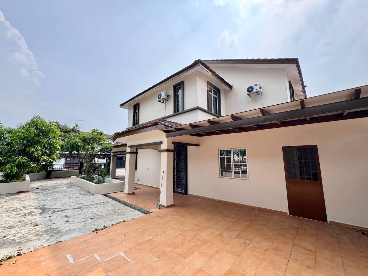 Double Storey Terrace Jalan Indah 1x 3