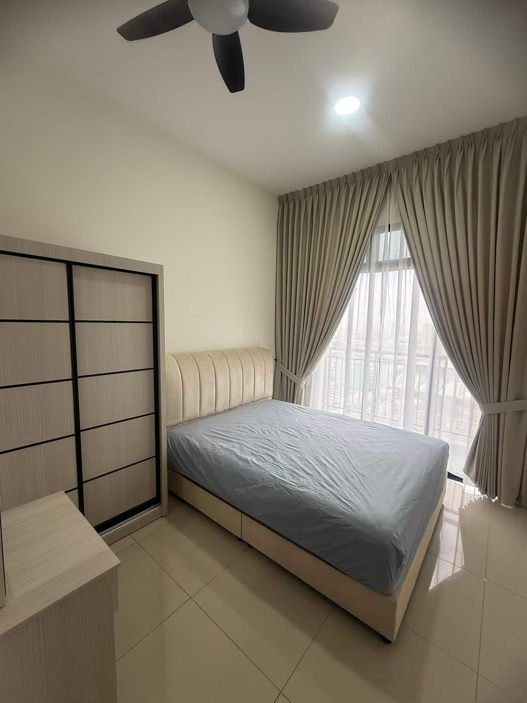 Balcony room Meldrum Heights 3