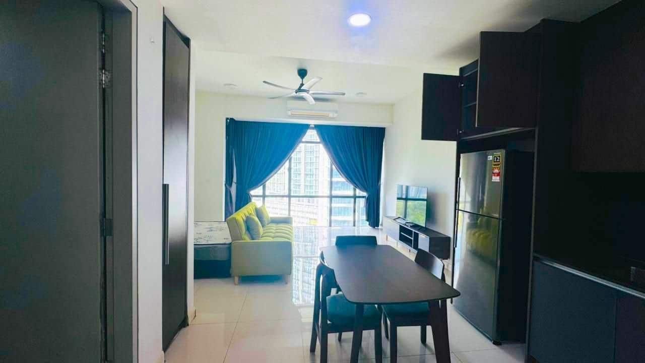 Studio Grand Medini 2