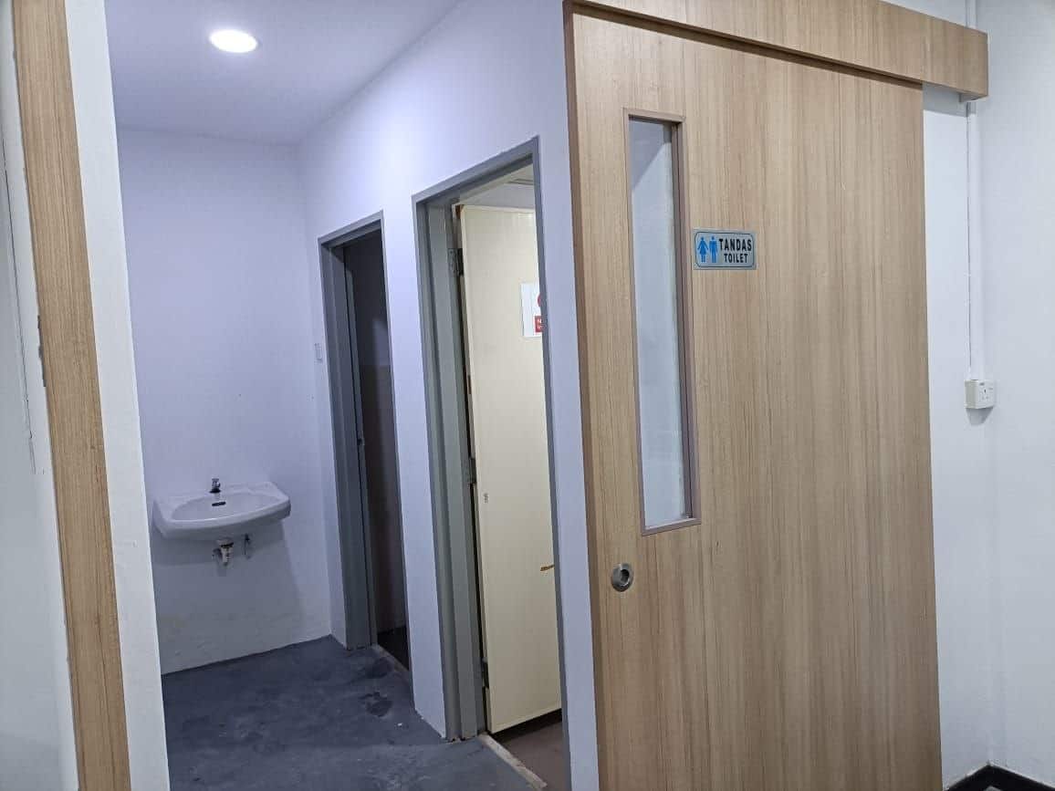 1st Floor Corner Shop Desa Tebrau 6