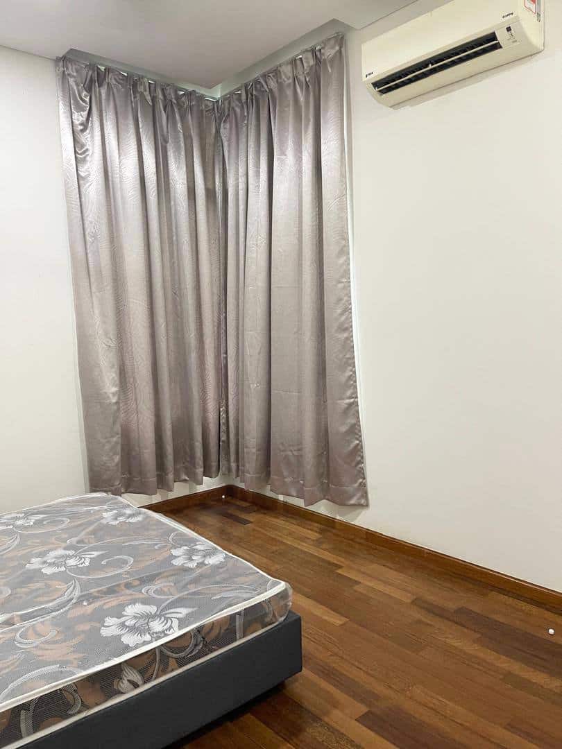 Apartment One Medini 5