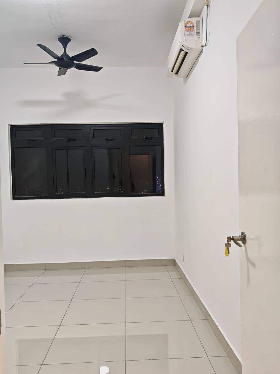 Condominium Meridian Medini 7