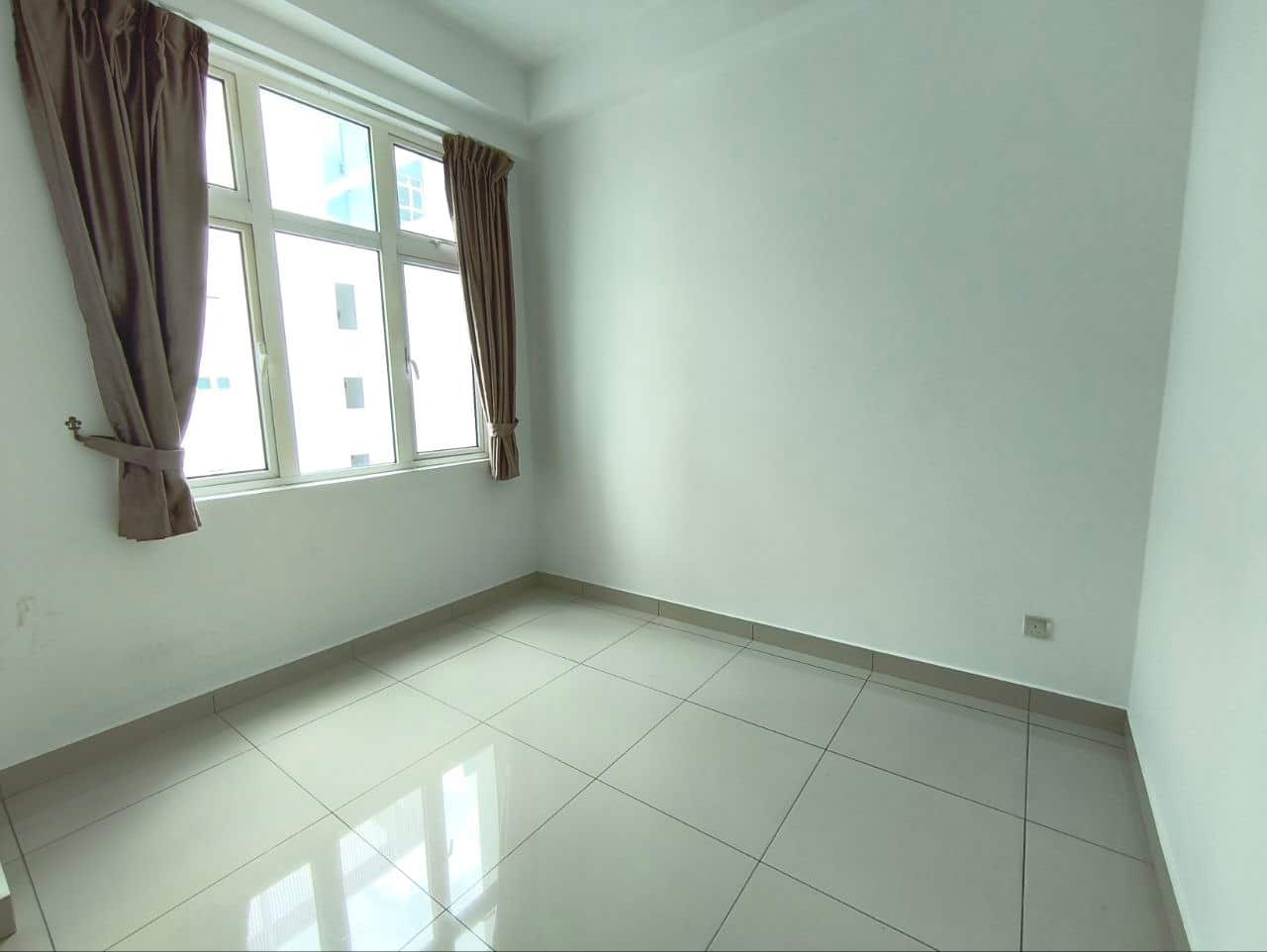 Apartment Sky Trees @ Bukit Indah 7