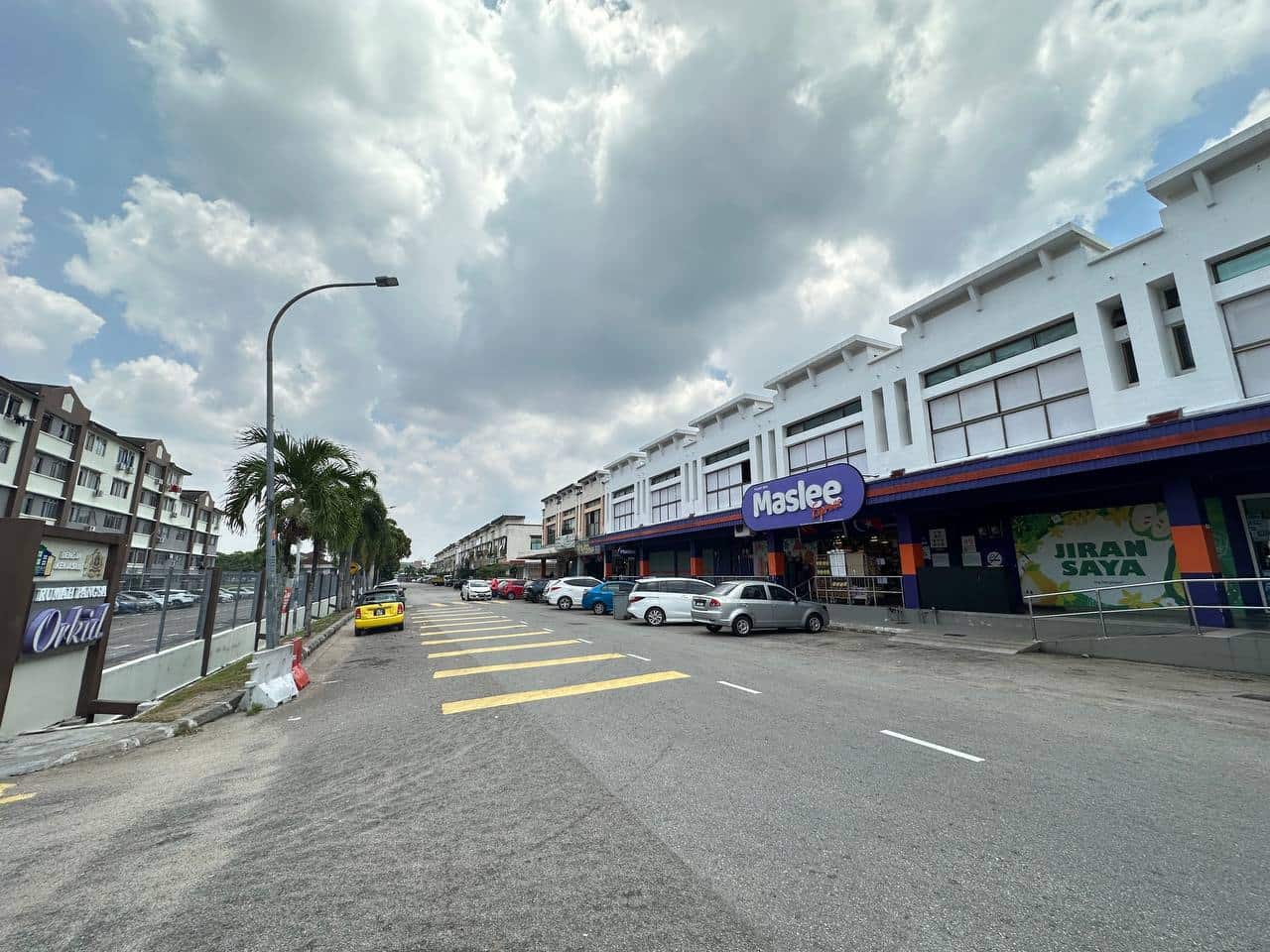 Medium Cost Flat Pangsapuri Orkid Desa Cemerlang 3