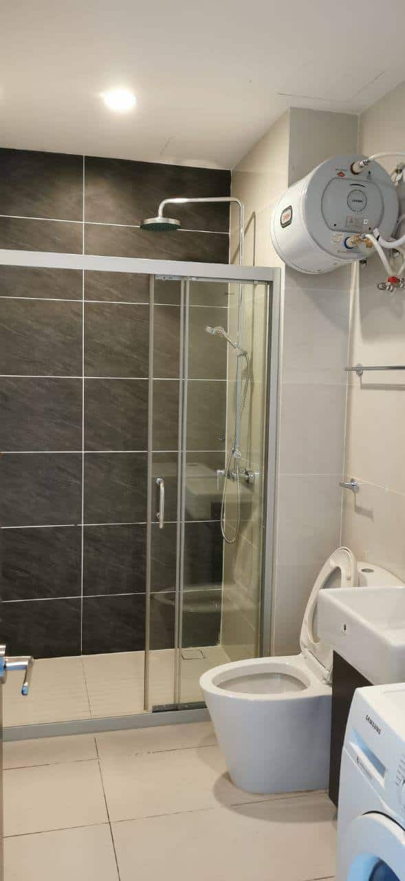 Studio Bay Point 9