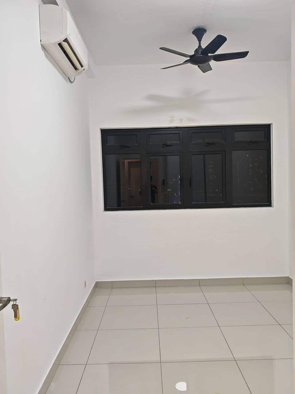 Condo Meridian Medini 4