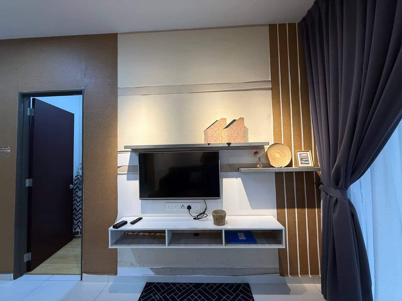 Condo Kingsbay @ Country Garden Danga Bay 3