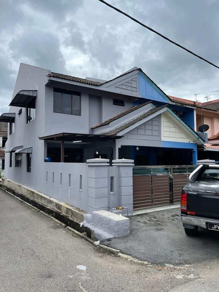 Double Storey End Lot Bukit Mewah