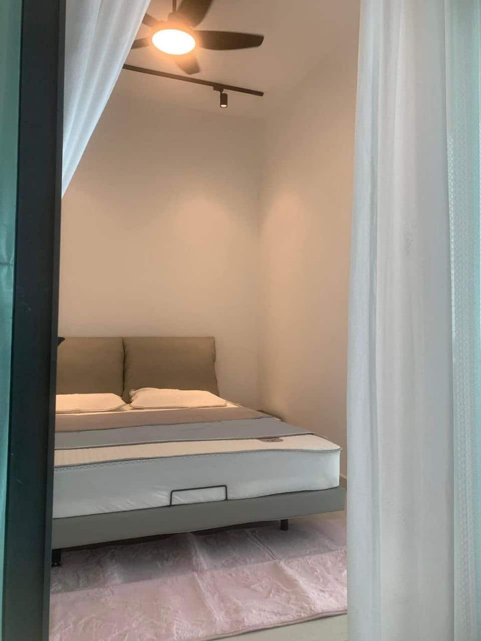Serviced Apartment JB Town 6