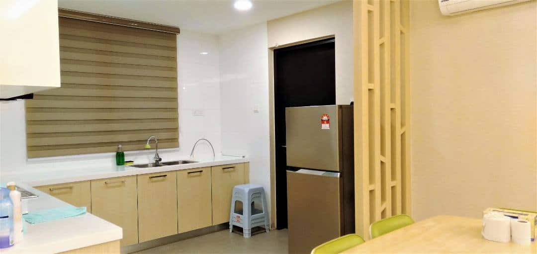Condo Molek Pine 4 3