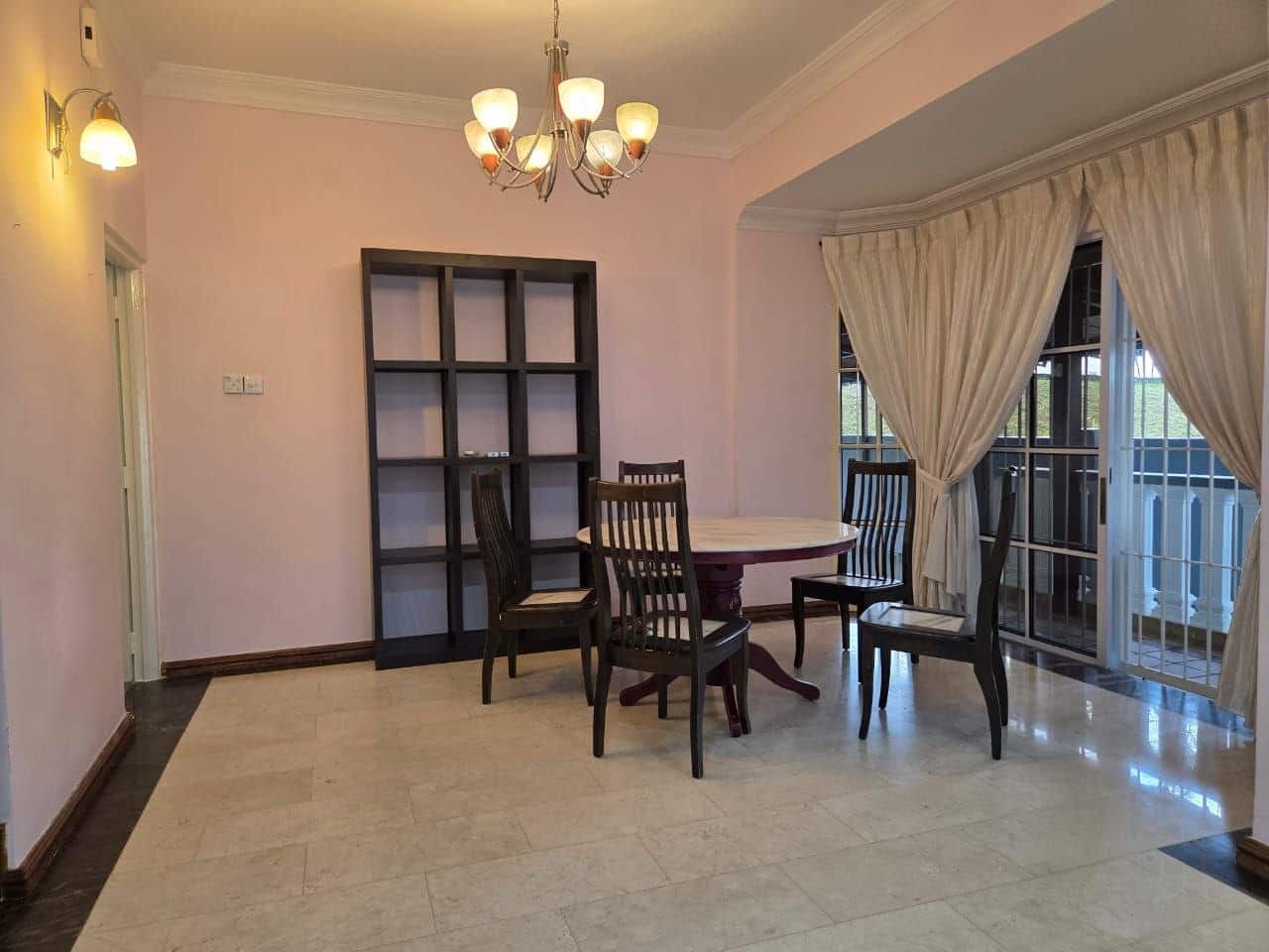 Double Storey Semi-D Kolam Air